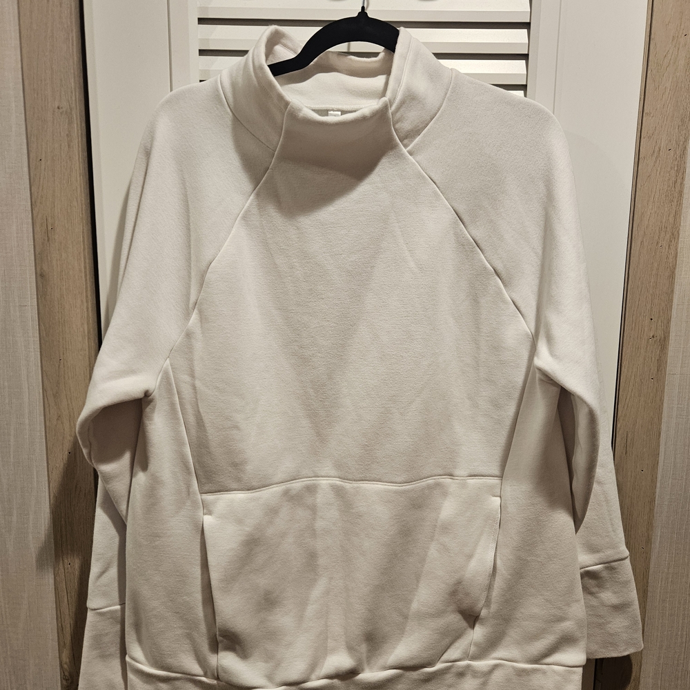 Fabletics White Turtleneck Athletic Running Pullover Women's Size XL